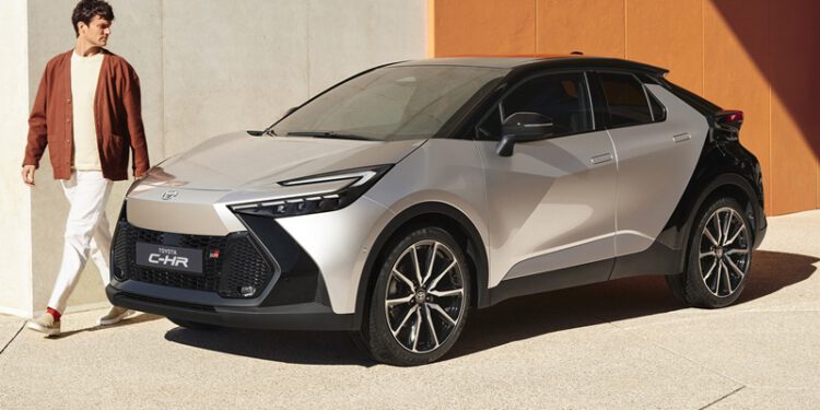 All NEW Toyota C-HR : เบนซิน Dynamic Force 2.0 Plug-in Hybrid 223 แรงม้า AWD-i | เริ่มจำหน่ายที่ยุโรปเป็นที่แรก