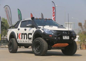 4×4 Legacy : BT-50 PRO Hi-RACER โดย V.I.P.4×4 ACCESSORIES มอบความบันเทิง