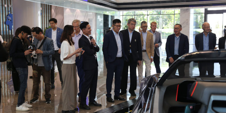CHANGAN เปิดบ้านนครฉงชิ่ง โชว์เทคโนโลยีล้ำสมัย ให้กับ “บอร์ดทีทีบี”