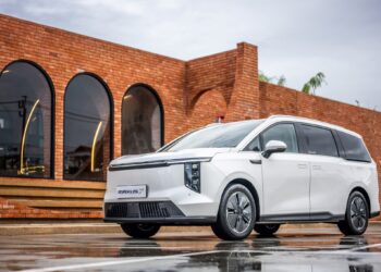 เอ็มจีลุยตลาด e-MPV 7 ที่นั่ง ส่ง NEW MG MAXUS 7 ราคา 1.769 ล้านบาท ตอบโจทย์ไลฟ์สไตล์ครอบครัวสมัยใหม่ พร้อมทยอยส่งมอบปลายเดือนกรกฎาคมนี้เป็นต้นไป