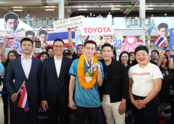โตโยต้า ร่วมแสดงความยินดี ต้อนรับ “วิว กุลวุฒิ” นักกีฬา Global Team Toyota Athlete ทัพนักกีฬาแบดมินตันทีมชาติไทย และโค้ช กลับสู่ประเทศไทยด้วยบรรยากาศที่อบอุ่น
