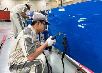 โตโยต้า ถ่ายทอดเทคโนโลยีช่างซ่อมตัวถังและสีรถยนต์ให้กับครูของ 20 วิทยาลัย ภายใต้บันทึกความเข้าใจ การจัดการอาชีวศึกษาระบบทวิภาคี