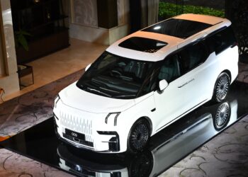 ตอกย้ำความสำเร็จ ZEEKR 009 ส่งมอบกว่า 1,000 คันในไทย!พร้อมเปิดตัวรุ่น 7 ที่นั่ง เพื่อตอบโจทย์ทุกการเดินทางทั้งครอบครัวและกลุ่มเพื่อนภายใต้แนวคิด “Every Journey Shines, Every Seat Matters”