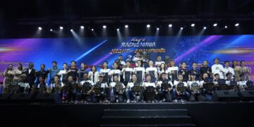โตโยต้า มอบรางวัลแก่แชมป์ Drag Racing รายการ “Hilux REVO Racing Mania” ในงาน “Hilux REVO Racing Mania : Night of Champion”